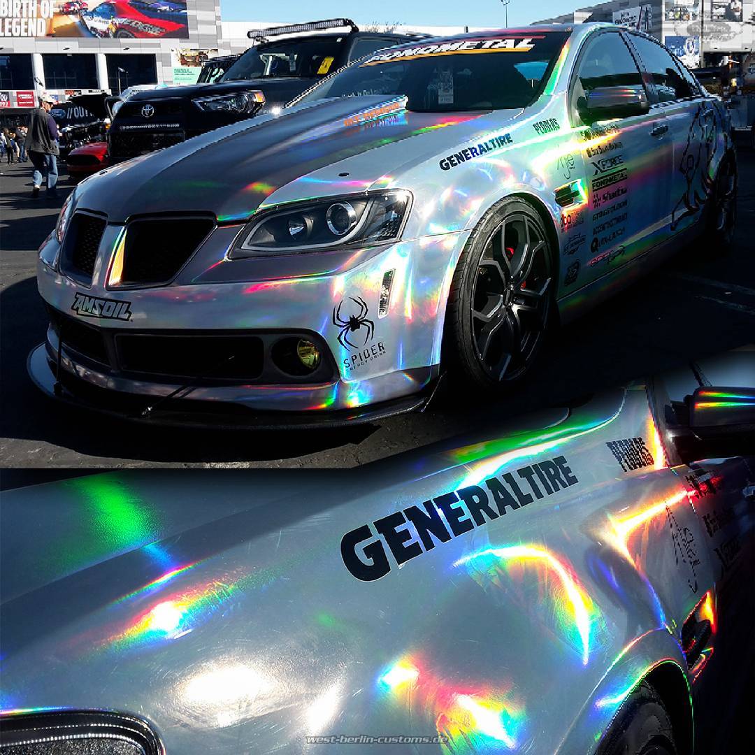 At our last day of SEMA 2016 I've seen a very interesting wrapping film in the gold-lot. The sun shifts this film from a silver to an eye-catching rainbow. Peoples opinion about the look might be very different - I like it a lot. Take care, have a safe way home and see you at SEMA 2017 @all