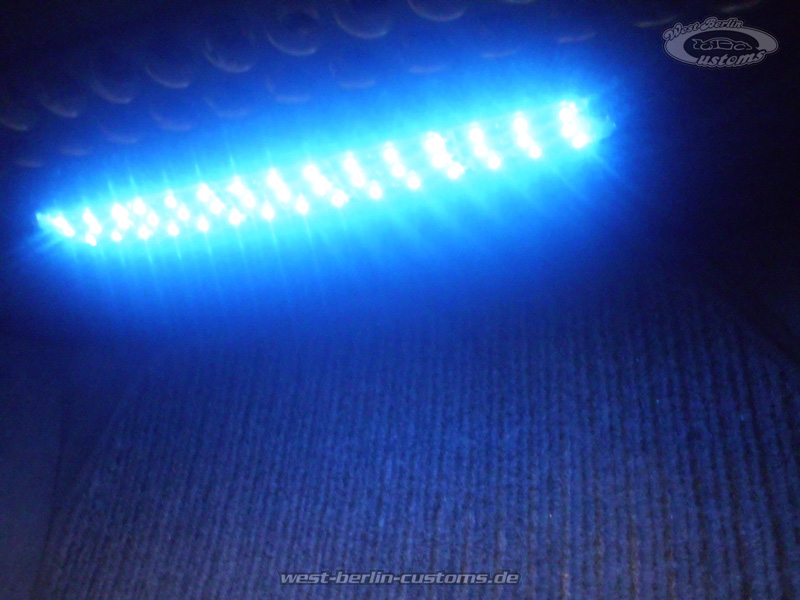 LED-Fussraumbeleuchtung für Mercedes CLK mit superhellen LED – Einzelanfertigung
